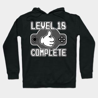 Level 18 Complete 18th Birthday 18 Years Gamer 2002 Hoodie